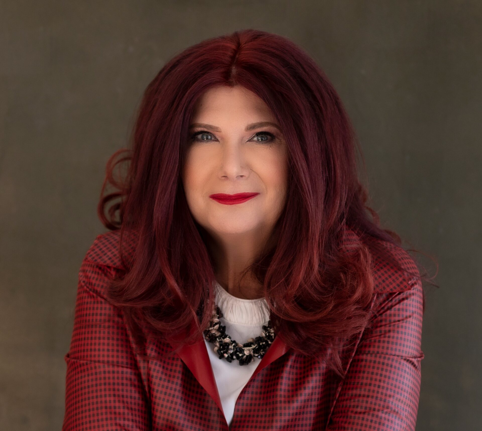 dr. Anca Dragomirescu